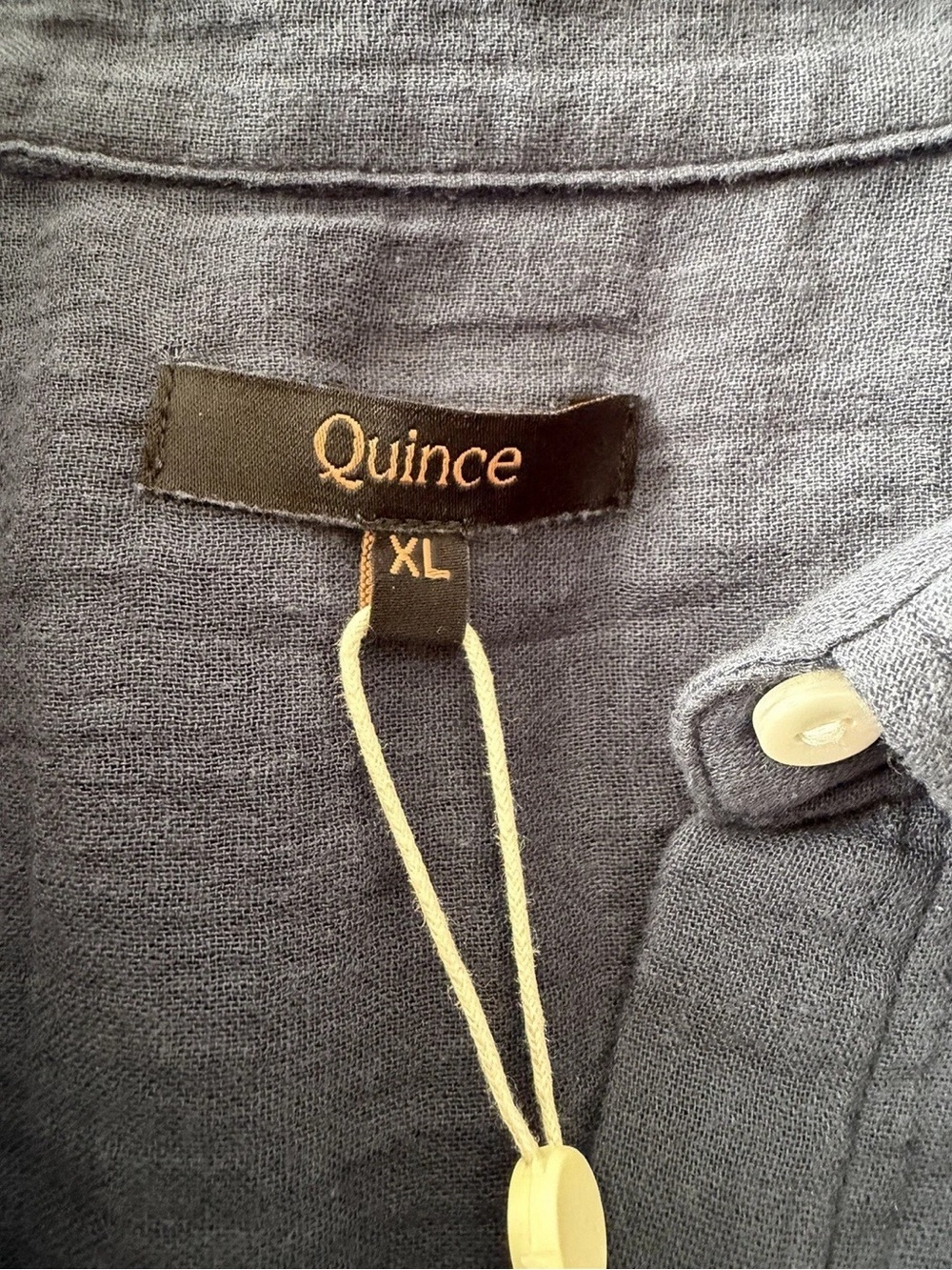 Quince Men's Dark Navy Long-Sleeve Button-Down Shirt - Picture 7 of 11